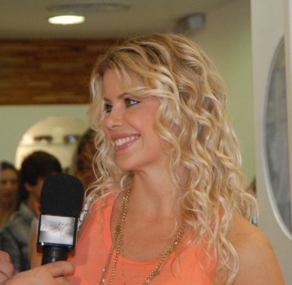 karina bacchi guarana brasil colecao verao 2010