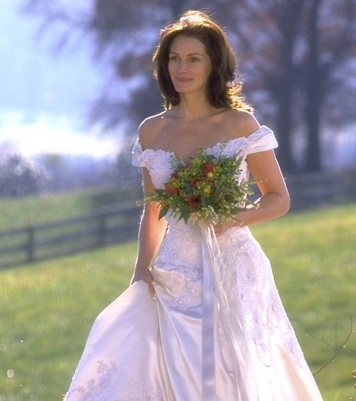 Julia Roberts com um vestido de noiva branco em uma cena do filme ´Noiva em Fuga`, de 1999.