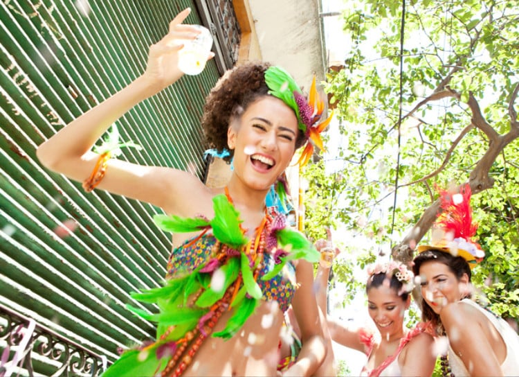 Sugestões de looks para o Carnaval 2011 – Moda em Atacado