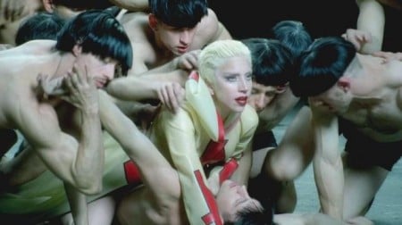 Alejandro – Novo clipe de Lady Gaga estreia nesta segunda