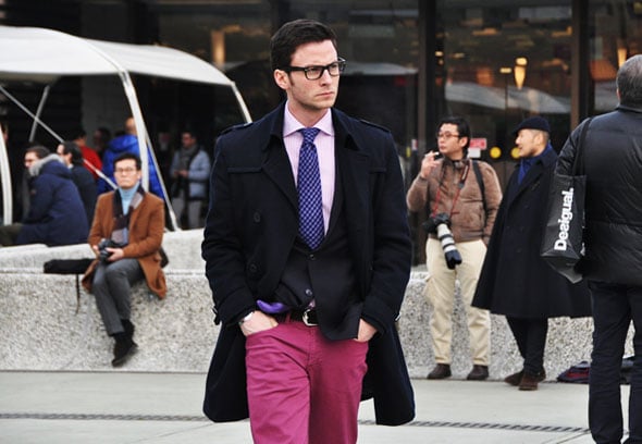 Moda masculina – Calças coloridas para eles, veja looks, saiba como usar!