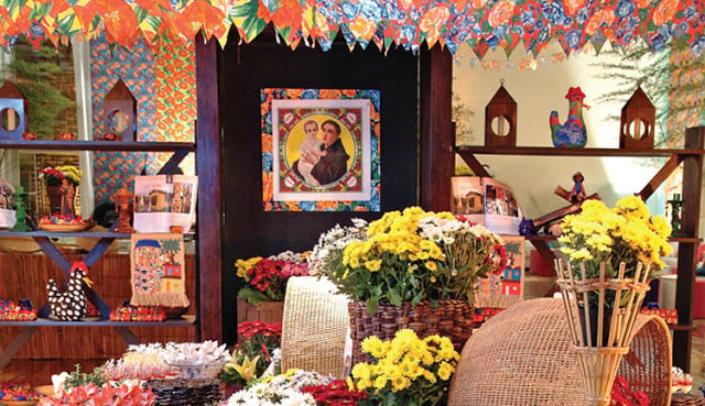 Dicas de vitrines de festa junina – Vitrines decoradas para o São joão em Visual Merchandising