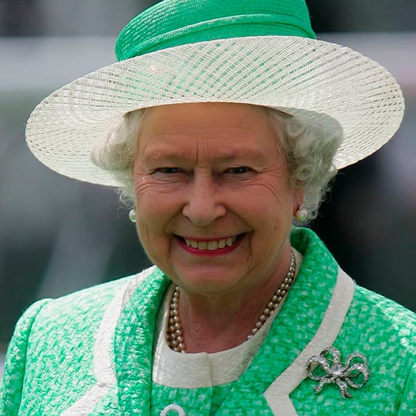 Rainha Elizabeth II - famosos do signo de touro