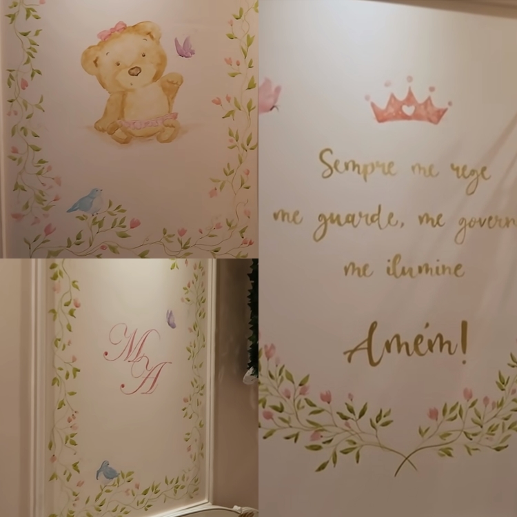 Decoração da parede do quarto de de bebê na casa do avô Leonardo.