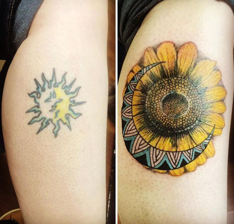 Tatuagem antiga é um sol colorido. Foi substituída pelo girassol e lua, também coloridos, da segunda foto.