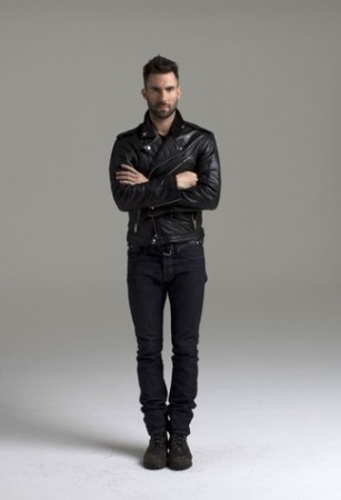 Adam Levine do Maroom 5 vai lançar sua marca de roupas