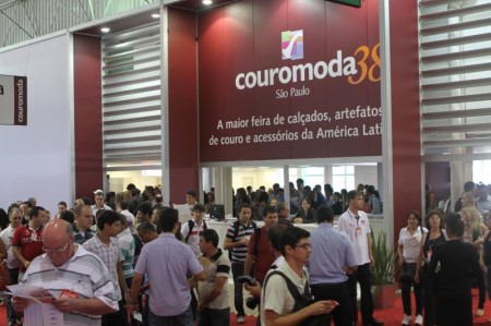 Couromoda 2011 reúne empresários da cadeia coureiro-calçadista do Brasil