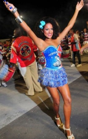 Celebridades – Looks que arrasaram no Carnaval 2011