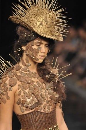 Mark Greiner e suas heroínas sintonizadas com a natureza – Dragão Fashion 2011