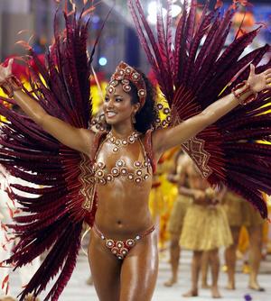 Dicas de Carnaval: Fique linda e caia na folia!