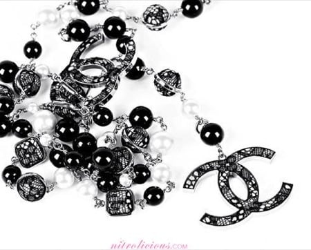 Mais Chanel – Black & White!