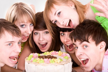 Festa de Aniversário: Que tal personalizar sua festa? Dicas para economizar, sem perder o estilo