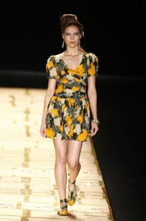 Isabela Capeto – São Paulo Fashion Week – Verão 2010