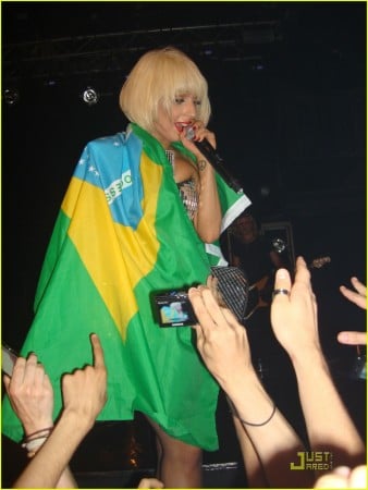 Lady Gaga fará apresentações no Brasil!