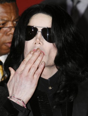 Michael Jackson – Breve biografia do rei do pop