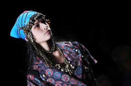 Alexandre Herchcovitch traz luxo e majestade para a sua coleção feminina da SPFW – Inverno 2010
