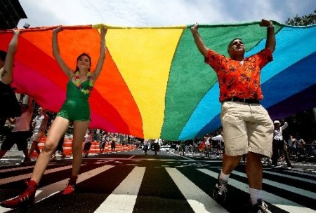 Parada do Orgulho Gay: um pouco da história, dicas do que vestir, maquiagens e fantasias