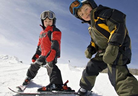 Esquiar com crianças é pura diversão