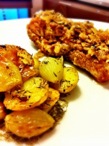 Costeleta de Porco com Mini batatas e cebolas