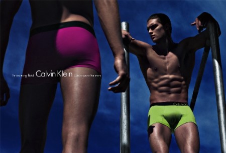 Calvin Klein Underwear comemora 30 anos de marca