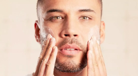 Maquiagem masculina: a tendência 2021 em nome da inclusão
