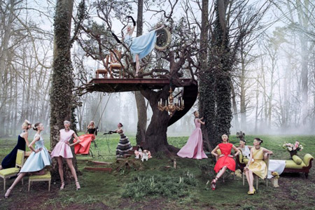 Dior explora um jardim secreto na campanha de verão