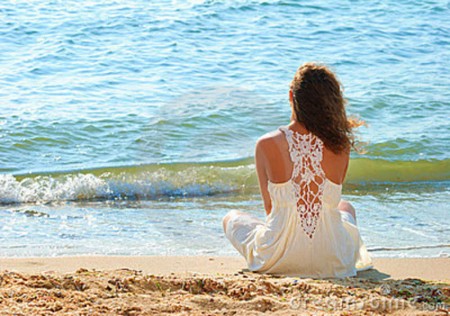 Vestidos brancos Verão 2014 para o Rèveillon – Curtos, com rendas, transparências e leveza!