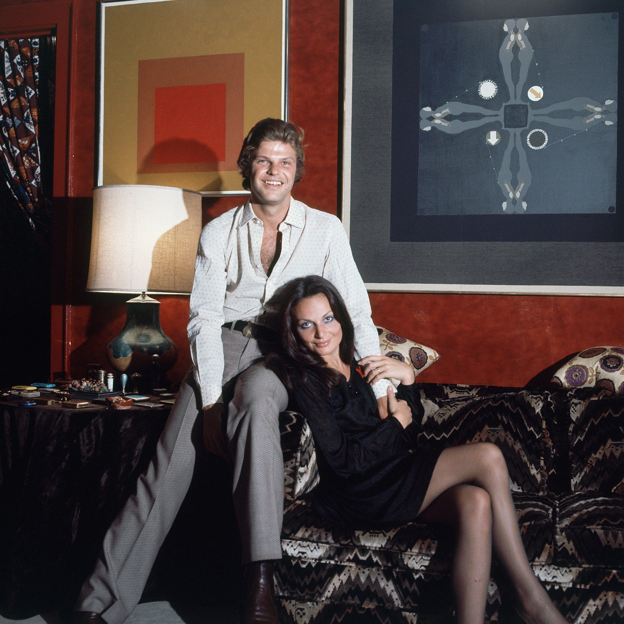 Diane von Furstenberg em casa com o marido. 