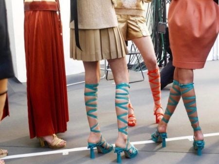 Sandálias Gladiadoras Coloridas – Elas estão de volta, saiba como fazer a sua