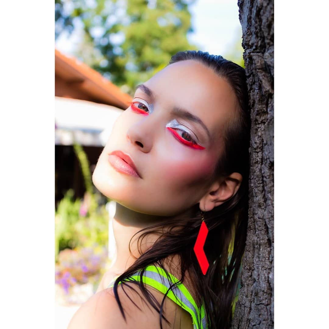 Make Neon