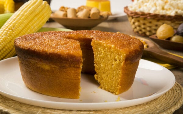 Foto de bolo de milho festa junina em casa - Foto de bolo de milho