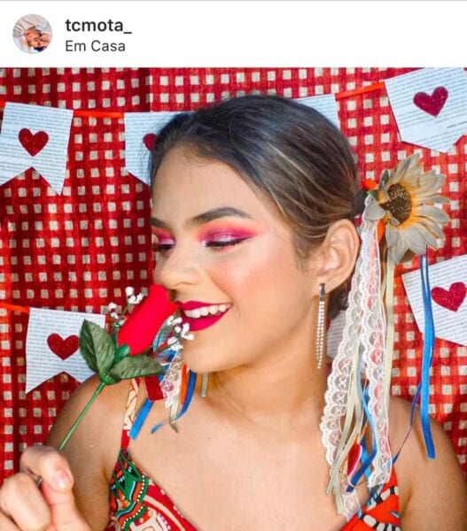 Foto de Make e penteado para festa Junina Foto de Make e penteado para festa Junina