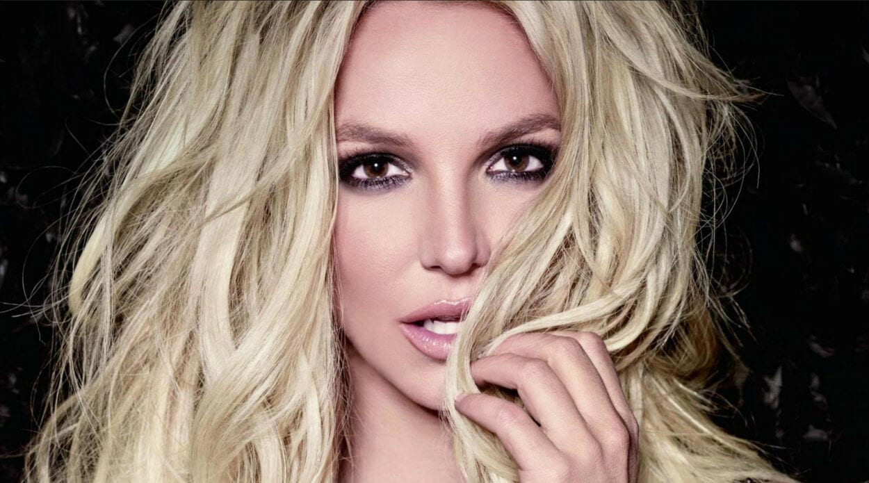 Foto de rosto sensual de Britney Spears no auge da carreira
