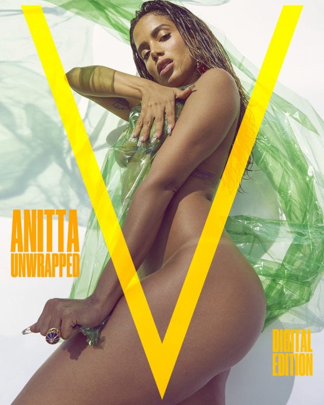Anitta na capa da V Magazine