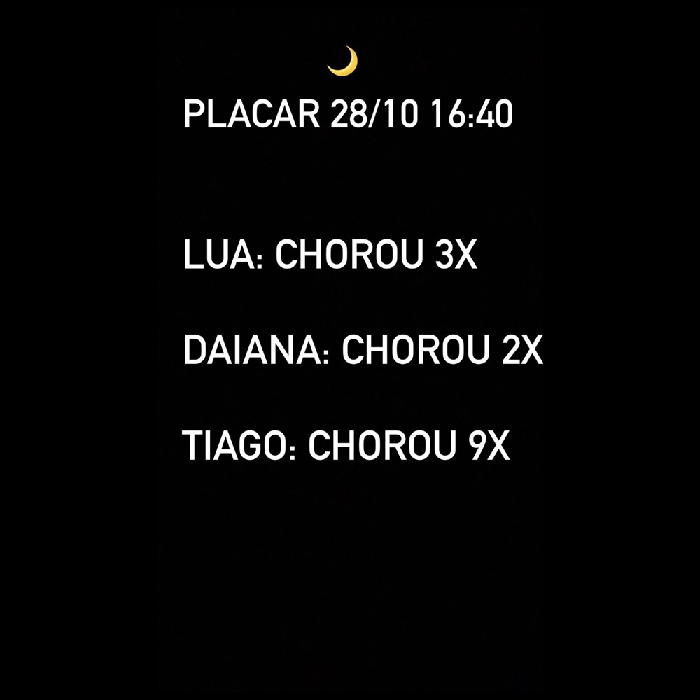 Texto em tela preta. Imagem do storie Tiago Leifert, com o placar.