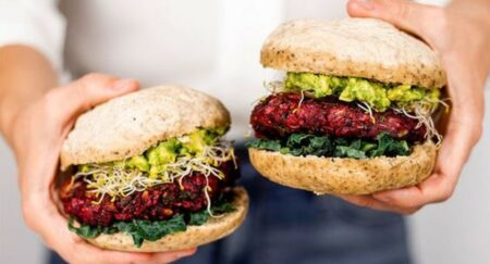 Hambúrguer Vegano – Aprenda receitas deliciosas e como incluir esse prato no cardápio!