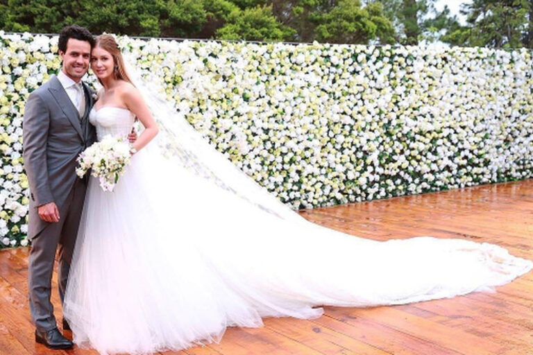Tradição e romantismo em 15 vestidos de noiva mais incríveis das famosas