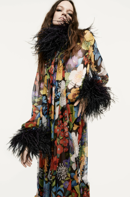 Saint Laurent SS21: Vestido longue robe floral dark com plumas