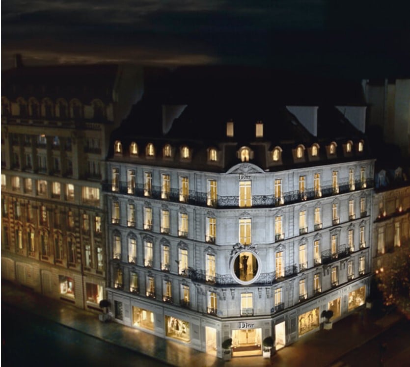 Maison Dior na 30 Avenue Montaigne em Paris. 