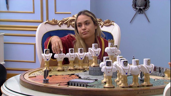 Sarah define quem indicará ao paredão - Globo Sarah define quem indicará ao paredão - Globo