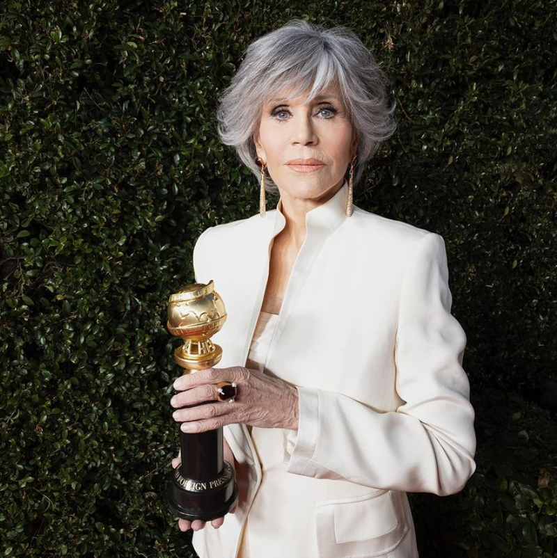 Jane Fonda de terninho no Globo de Ouro 2021