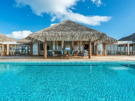 Ilhas Maldivas ganham resort com as maiores casas flutuantes do mundo