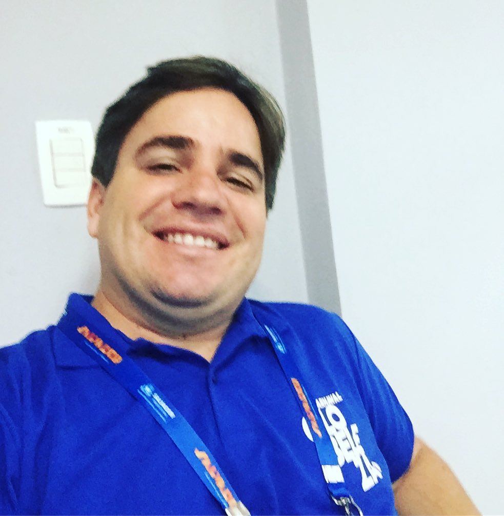 Danilo Ribeiro, jornalista da TV Bahia, filial da Globo.