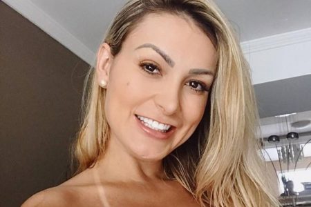 Andressa Urach faz relevação sexual bombástica e admite zoofilia: “Com cachorro”