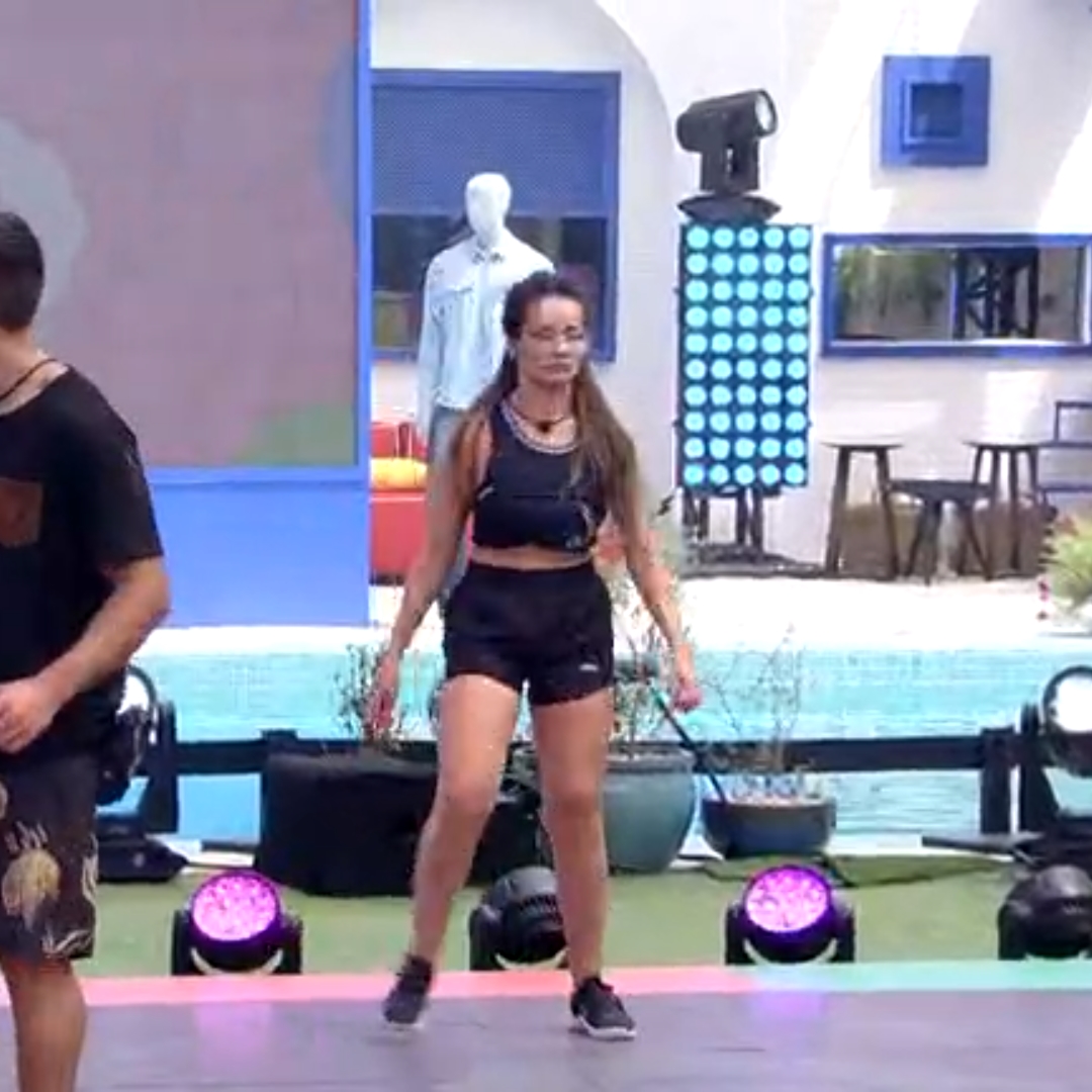 Juliette continua na disputa pela prova. Juliette continua na disputa pela prova.