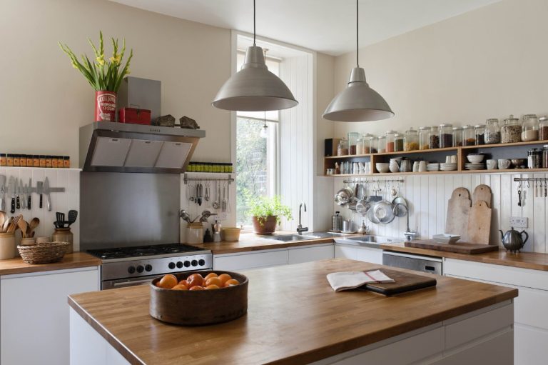 Organização na cozinha.