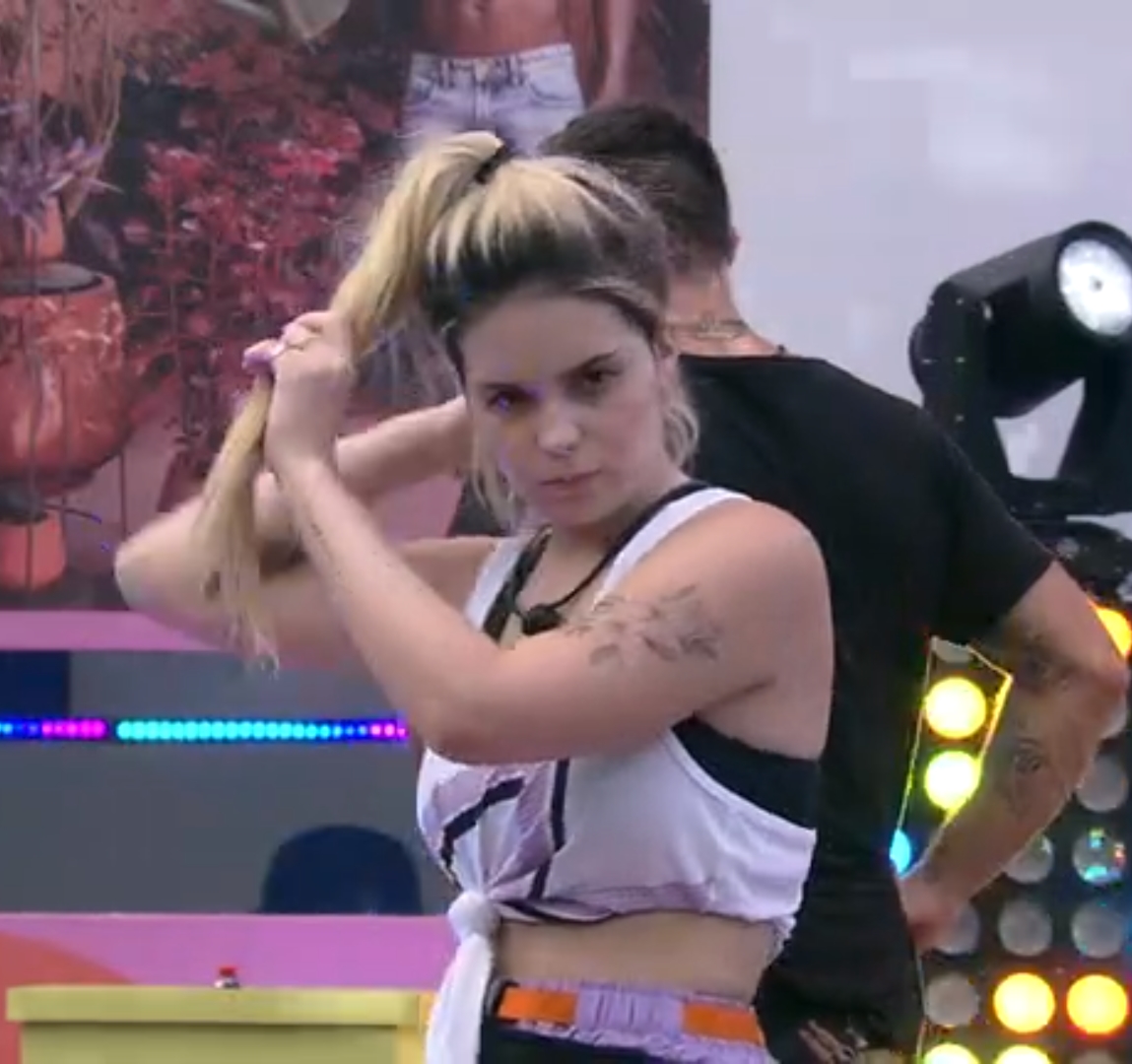 Viih Tube continua na disputa para a prova do líder do BBB 21. Viih Tube continua na disputa para a prova do líder do BBB 21.
