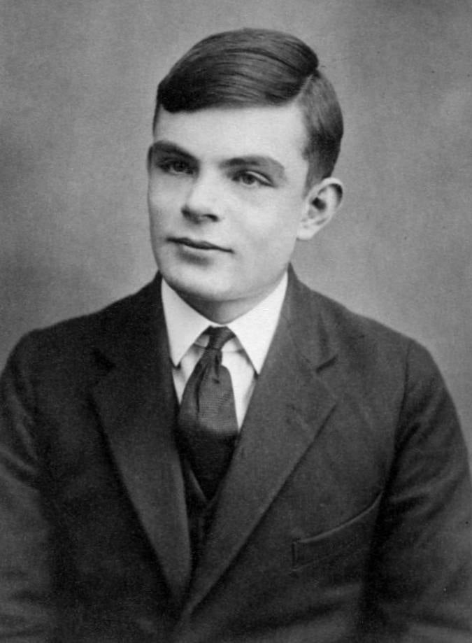 Foto do passaporte de Alan Turing aos 16 anos, em 1928-9. 