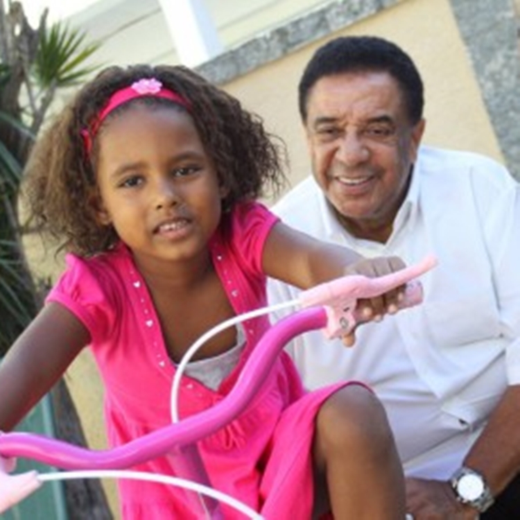 Keyty Evelyn, filha de Timóteo. Keyty Evelyn, filha de Timóteo.
