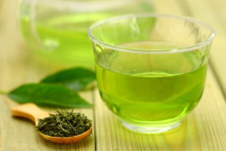 No chá verde foi encontrada uma substância que protege contra o coronavírus